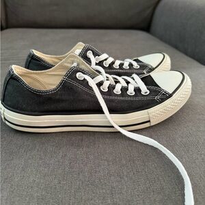 Black and White Low-Top Converse Sneakers. Women 9.5 or men’s 7.5